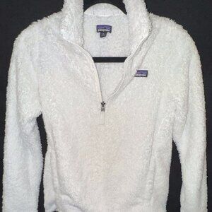 White Fleece Patagonia Quarter Zip